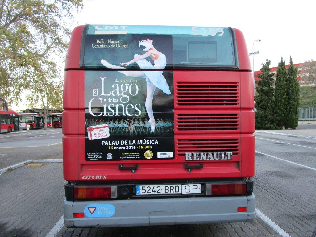 Publicidad autobuses Valencia – El lago de los Cisnes