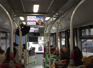 Publicidad pantallas bus – Centro CAVAS