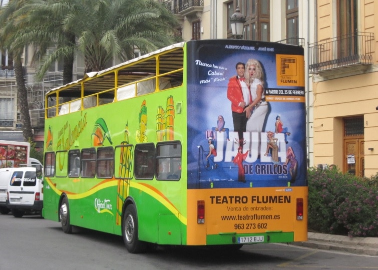 Publicidad bus turístico – La Jaula de Grillos