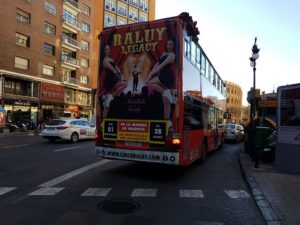 Publicidad bus turístico, Publicidad exterior, Publicidad Valencia, Circo Raluy Legacy